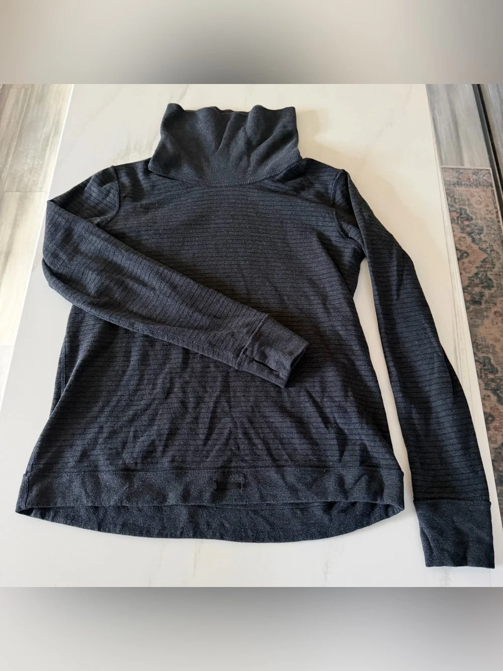 Lululemon Athletica Women's Double Up Long Sleeve (Reversible)